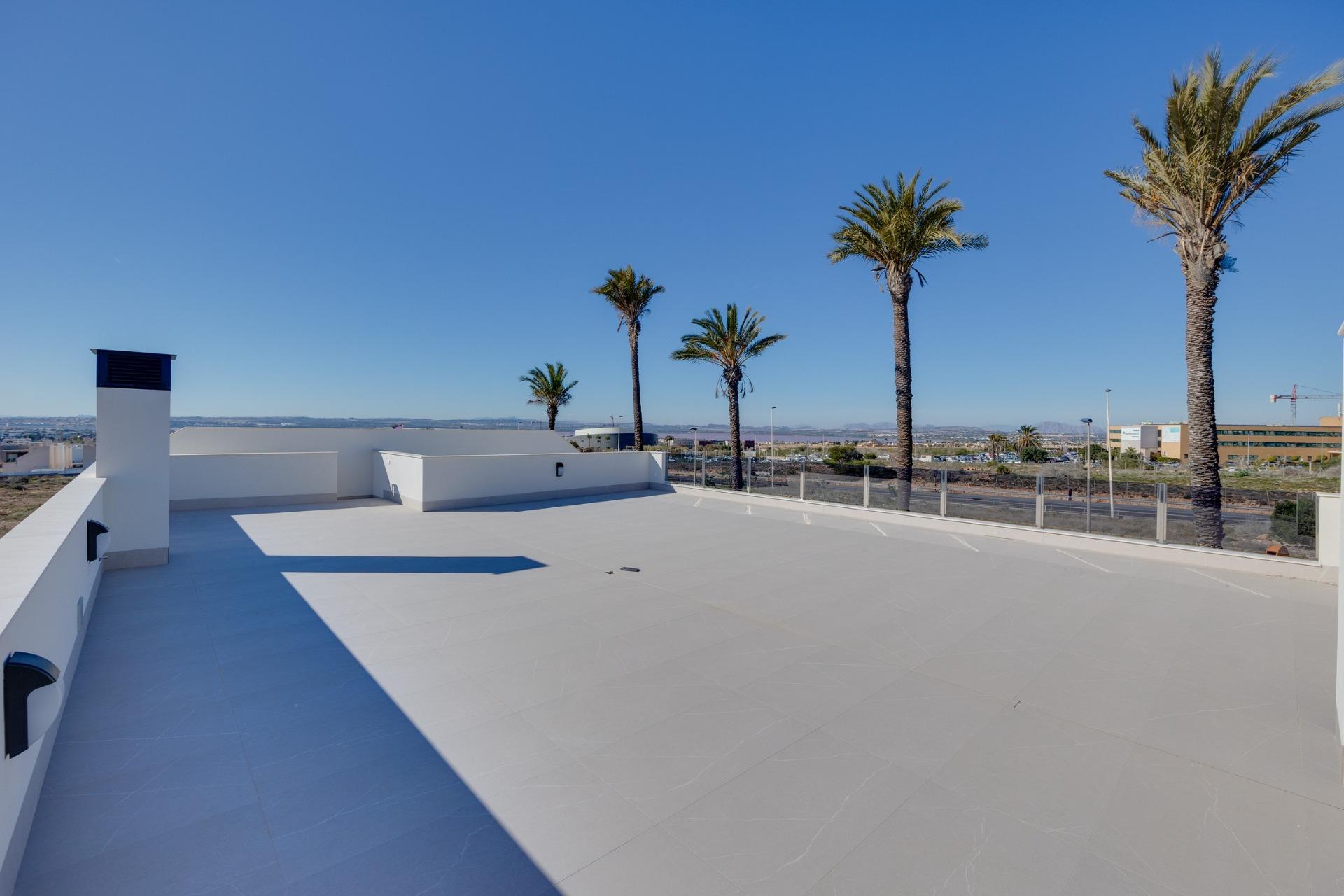 New villas for sale in torrevieja – 2 km from the sea