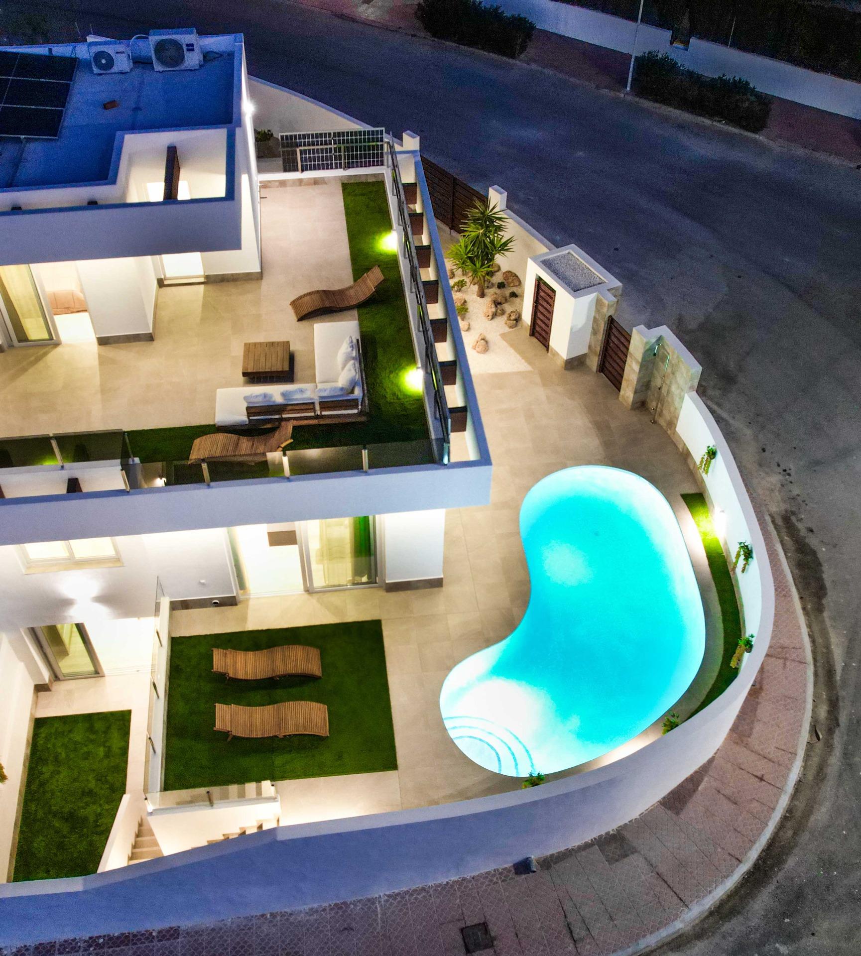 Beautiful big villa with views to the golf course "la marquesa"!