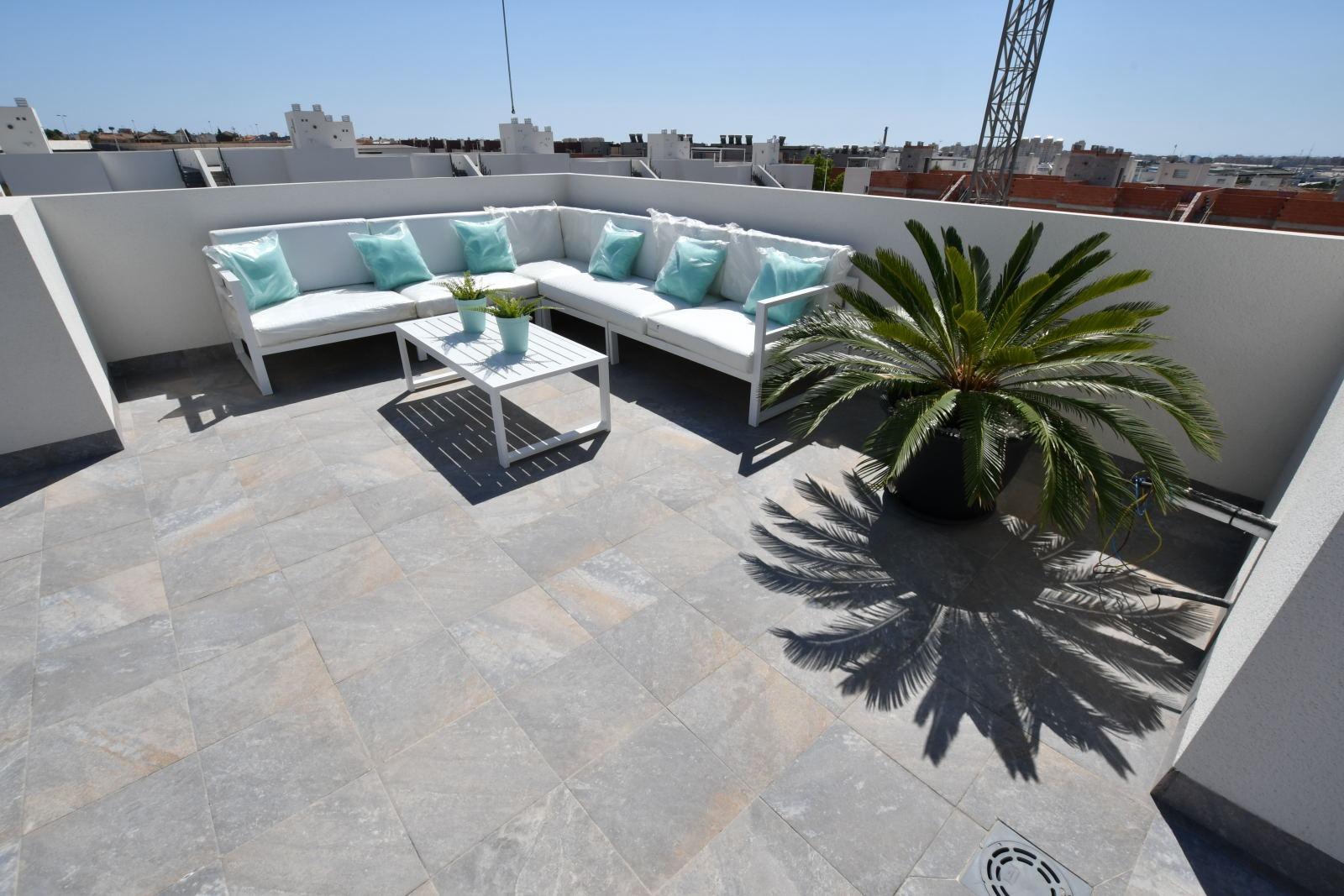 New build bungalows in san miguel de salinas – nature, golf and comfort
