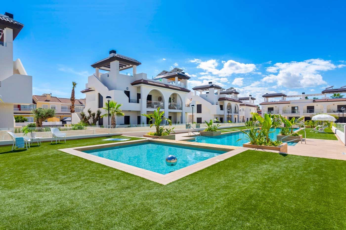 New build residential complex in rojales