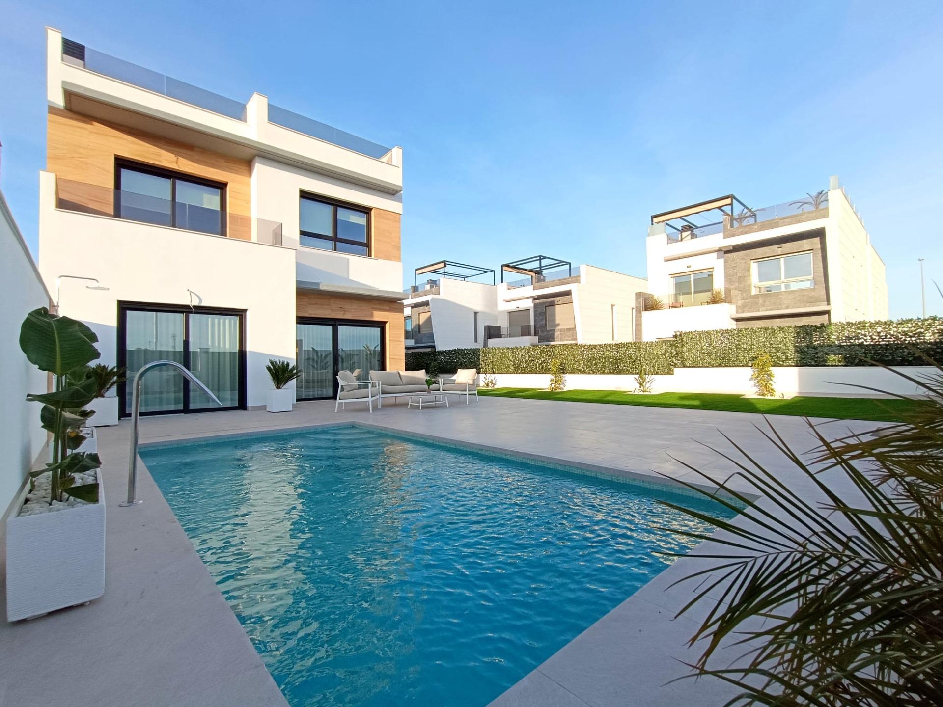 Luxury new build semi-detached villas in benijófar, costa blanca