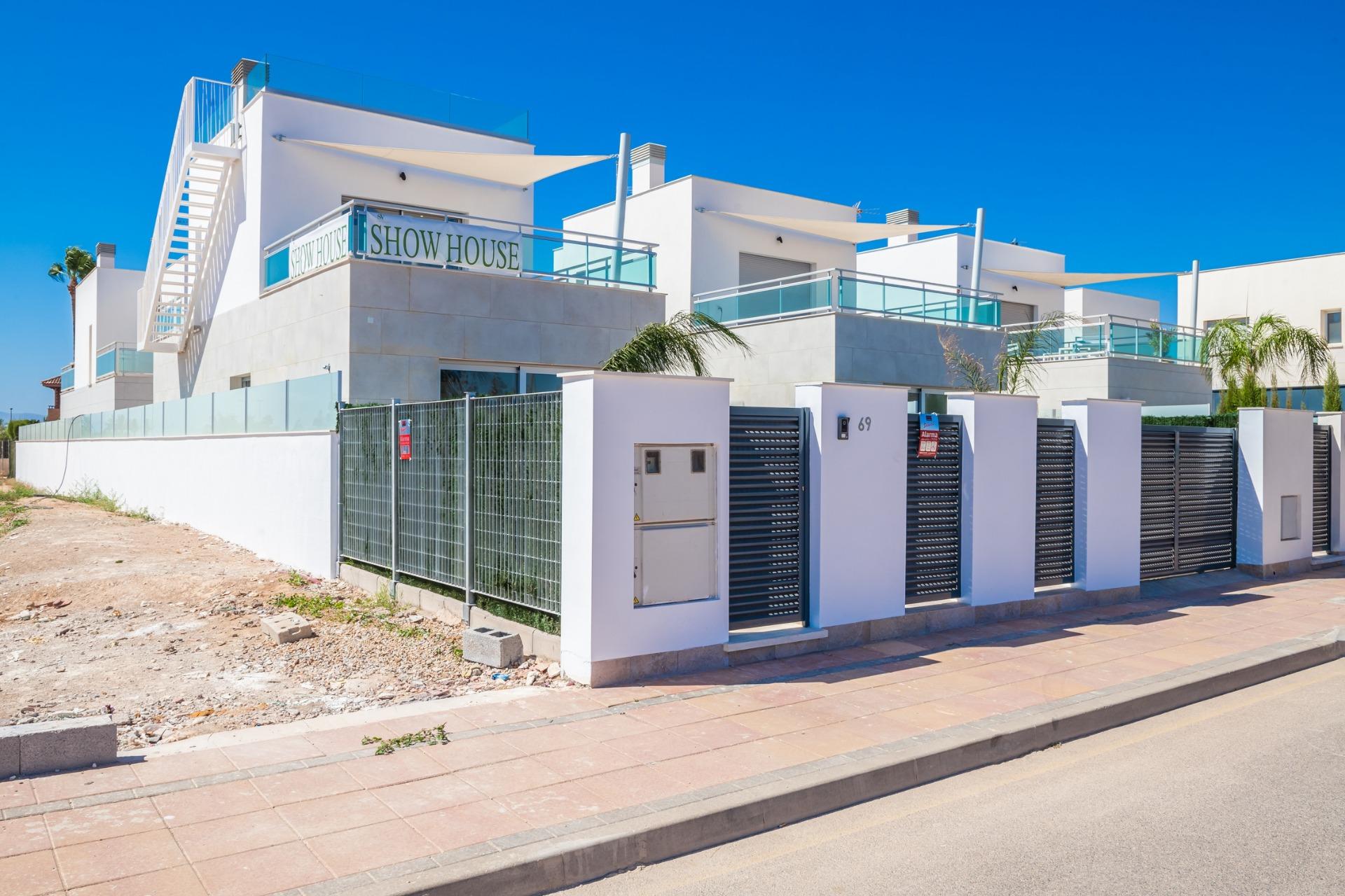 New build villas in los alcazares