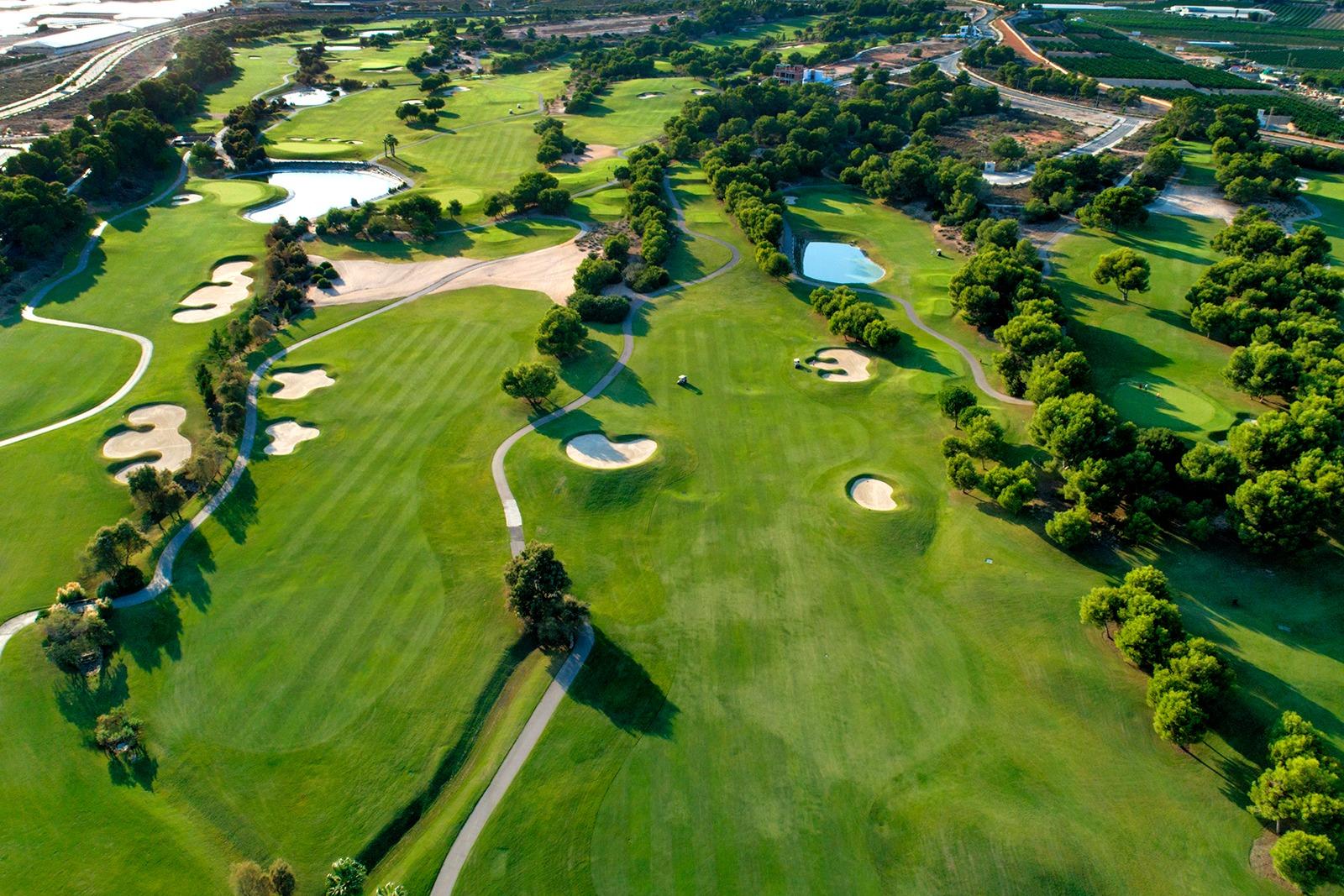 New construction villas on the frontline of lo romero golf