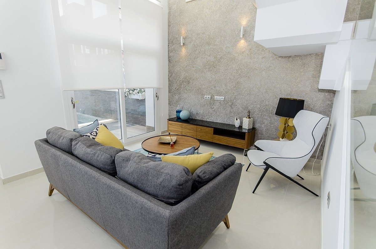 New built villa in playa honda