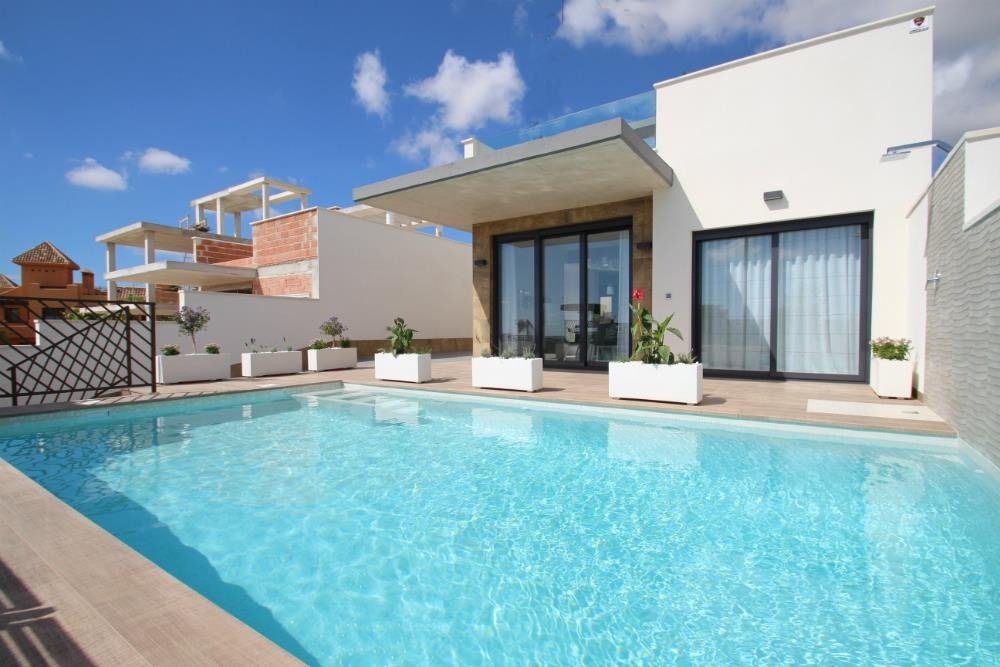 New build residential of villas in san miguel de salinas