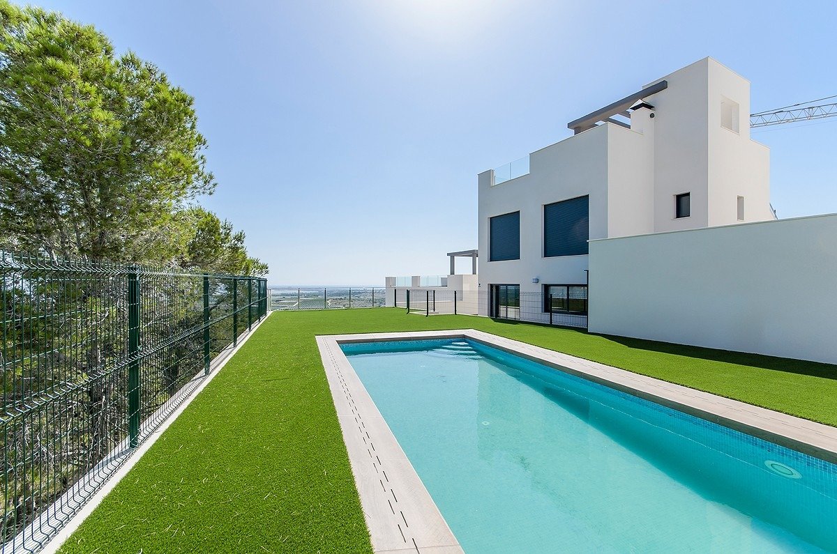 New build bungalows in san miguel de salinas