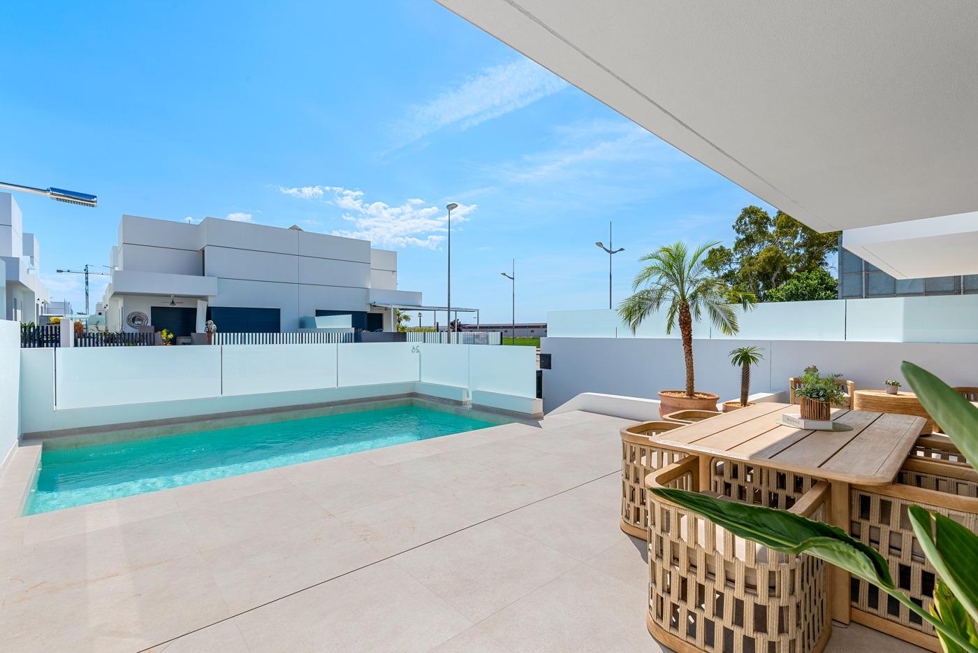 New build semi-detached and terraced villas in dolores, alicante