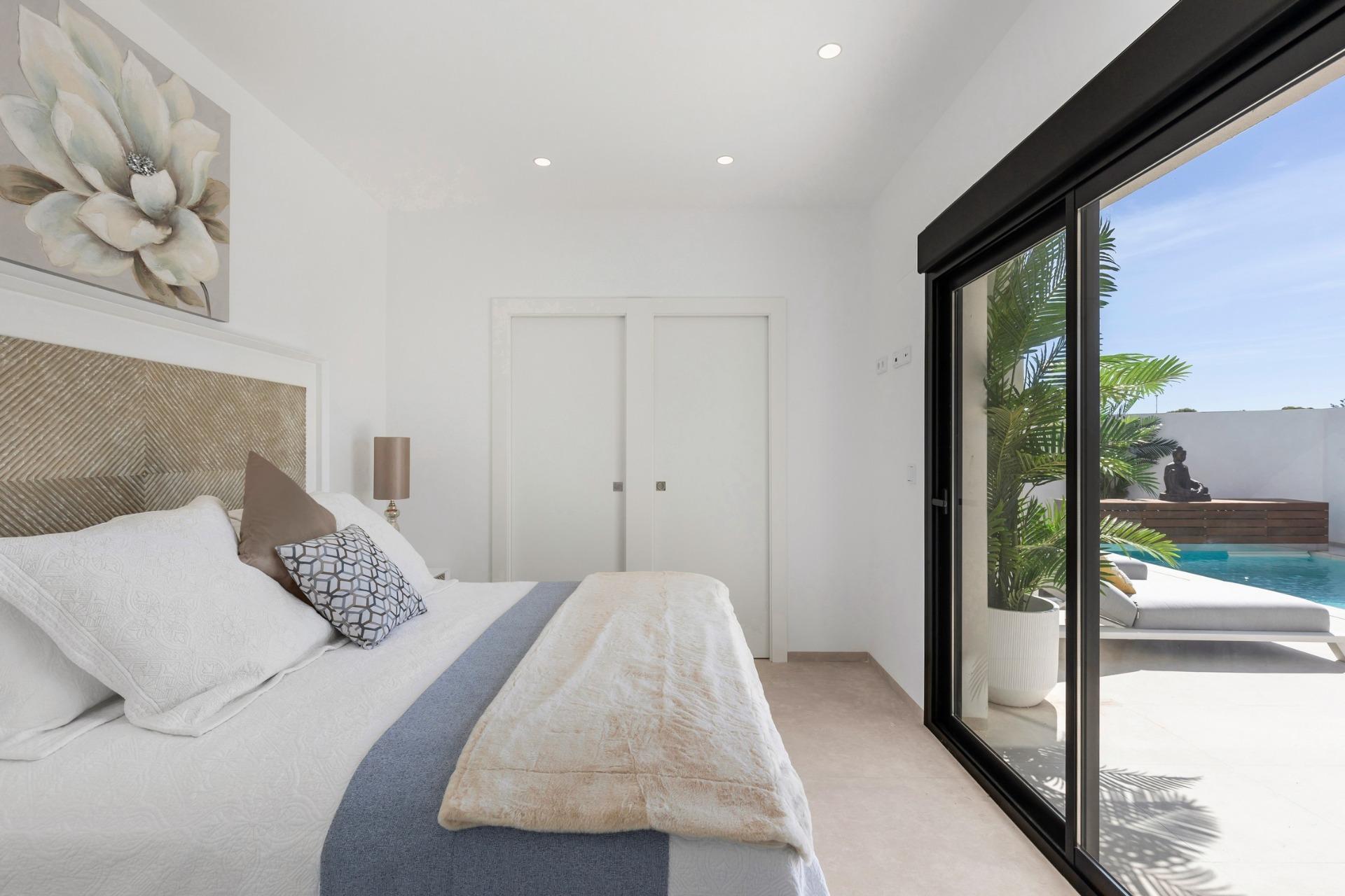 New build villas with private pool near la serena golf in los alcazares