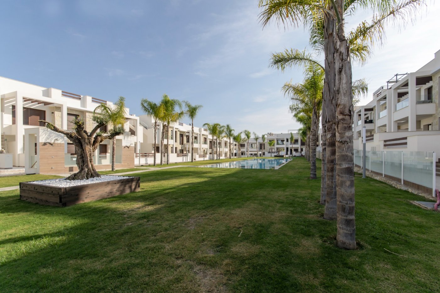 New build residential of bungalow apartments in los balcones, torrevieja