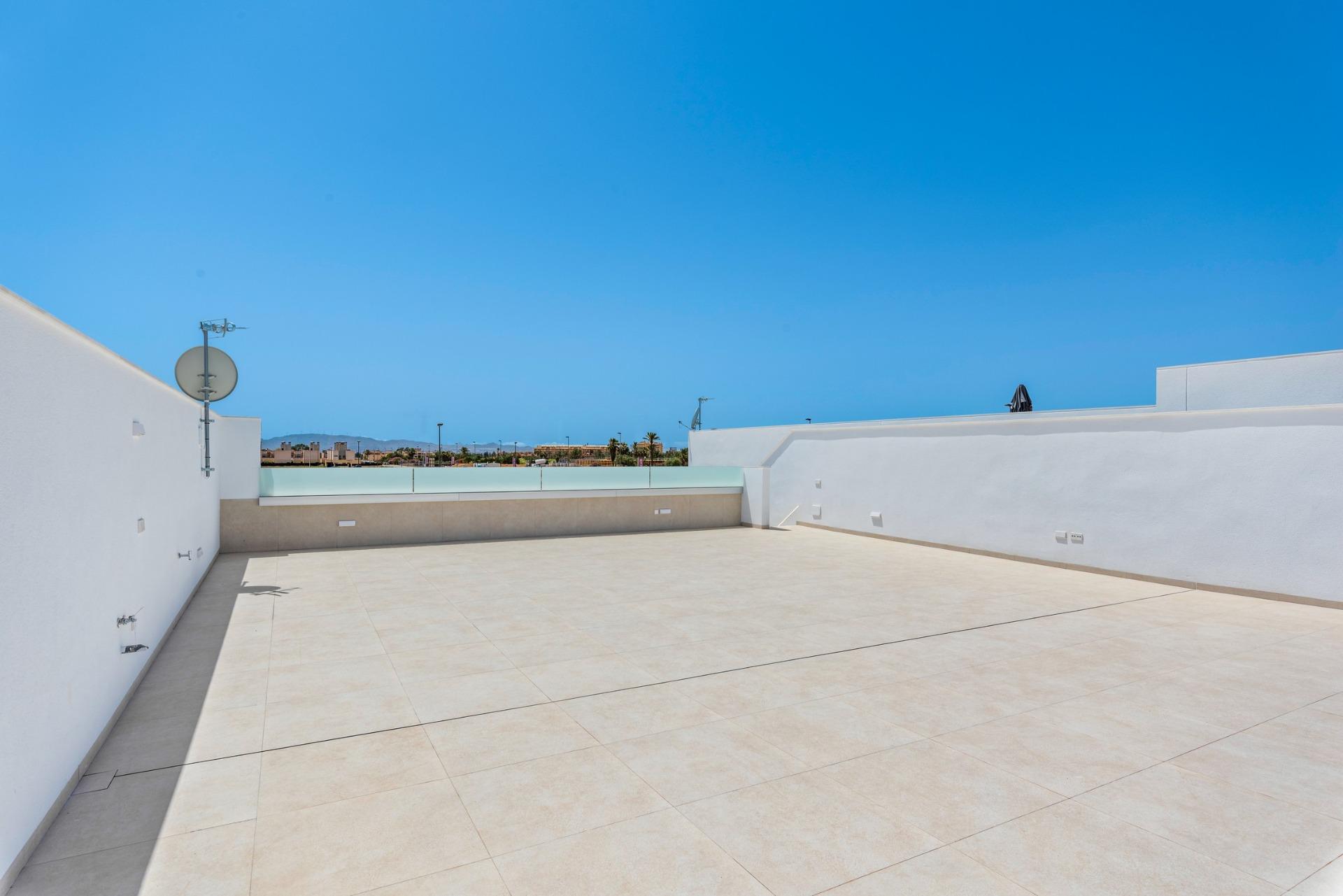 New build villas near serena golf in los alcazares