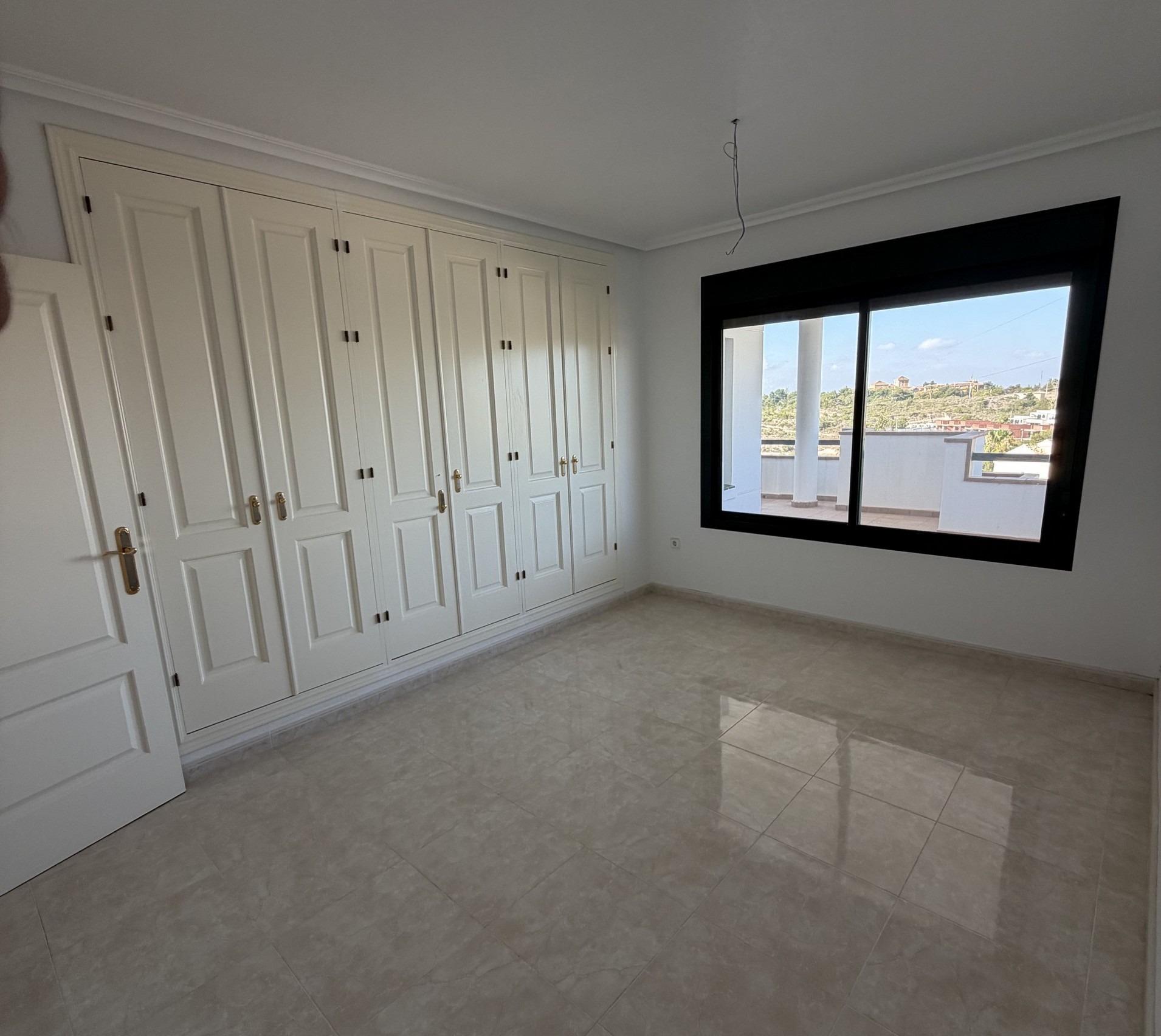 Key ready apartments for sale in lomas de campoamor, orihuela costa