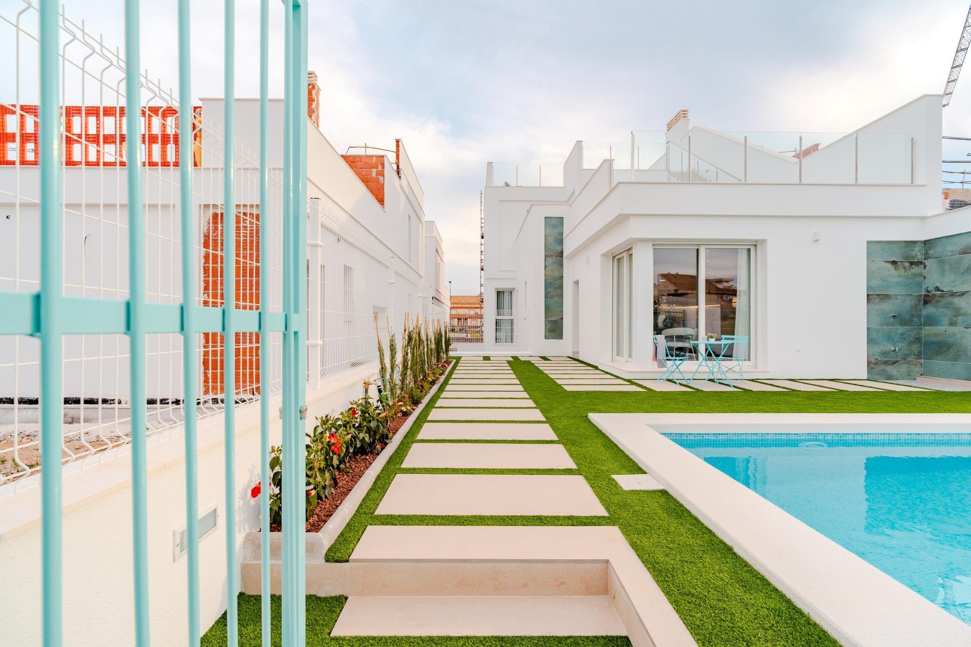 New build villas near la serena golf and the beach in los alcázares