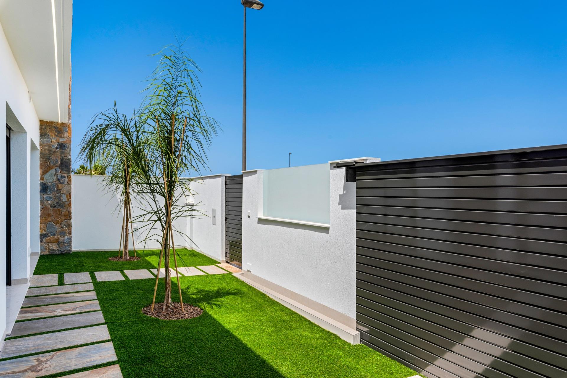 New build villas near serena golf in los alcazares