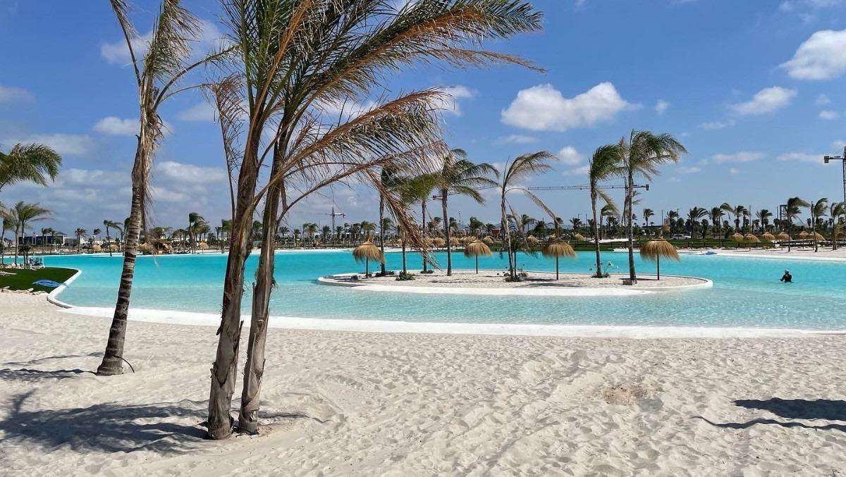 Frontline lake luxury villa in santa rosalia lake and life resort murcia