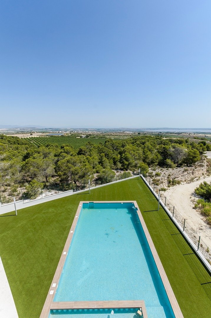New build bungalows in san miguel de salinas