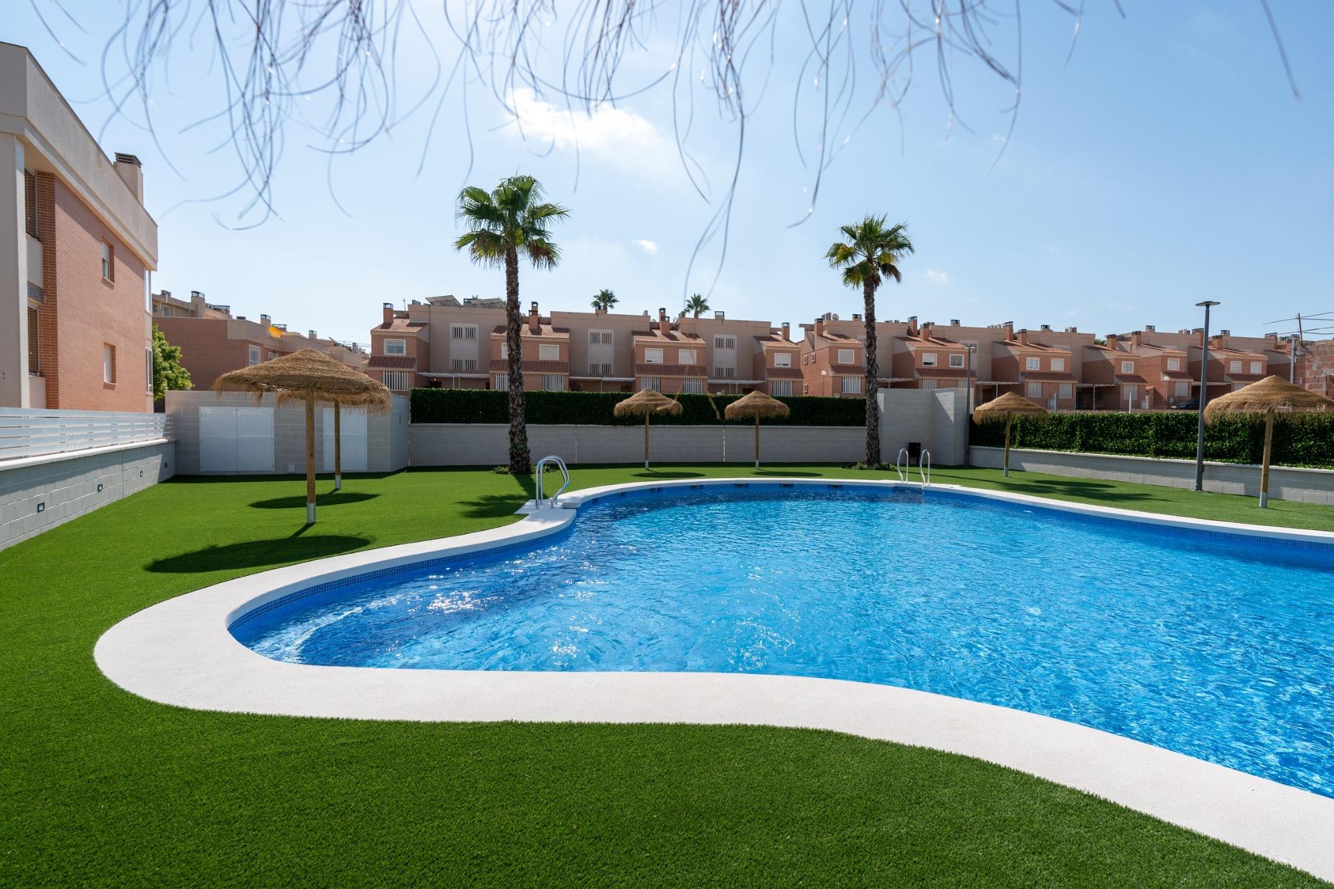 3 bedroom bungalows in exclusive residential in gran alacant!