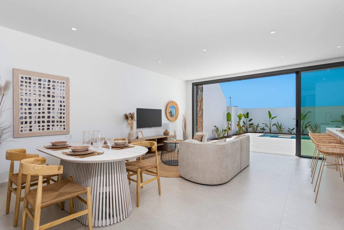 New build townhoses in los alcazares