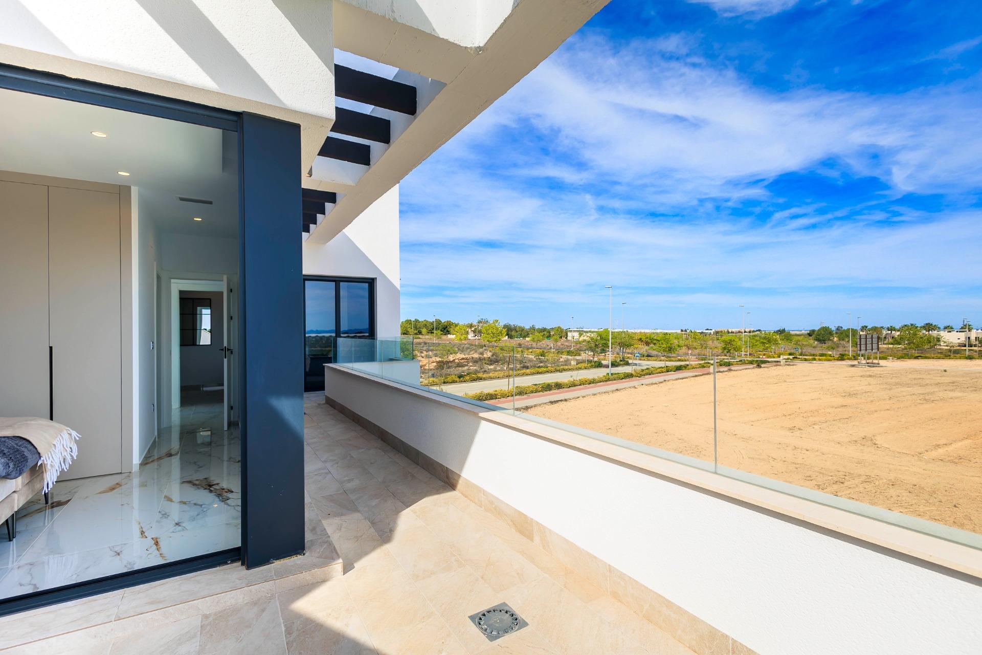 New build villas in pilar de la horadada on the golf course