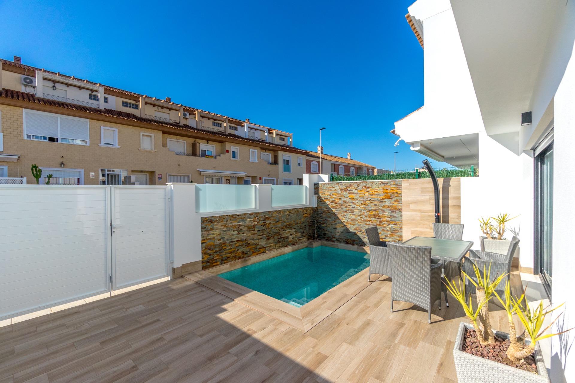 New build semi-detached villas with private pool in san pedro del pinatar