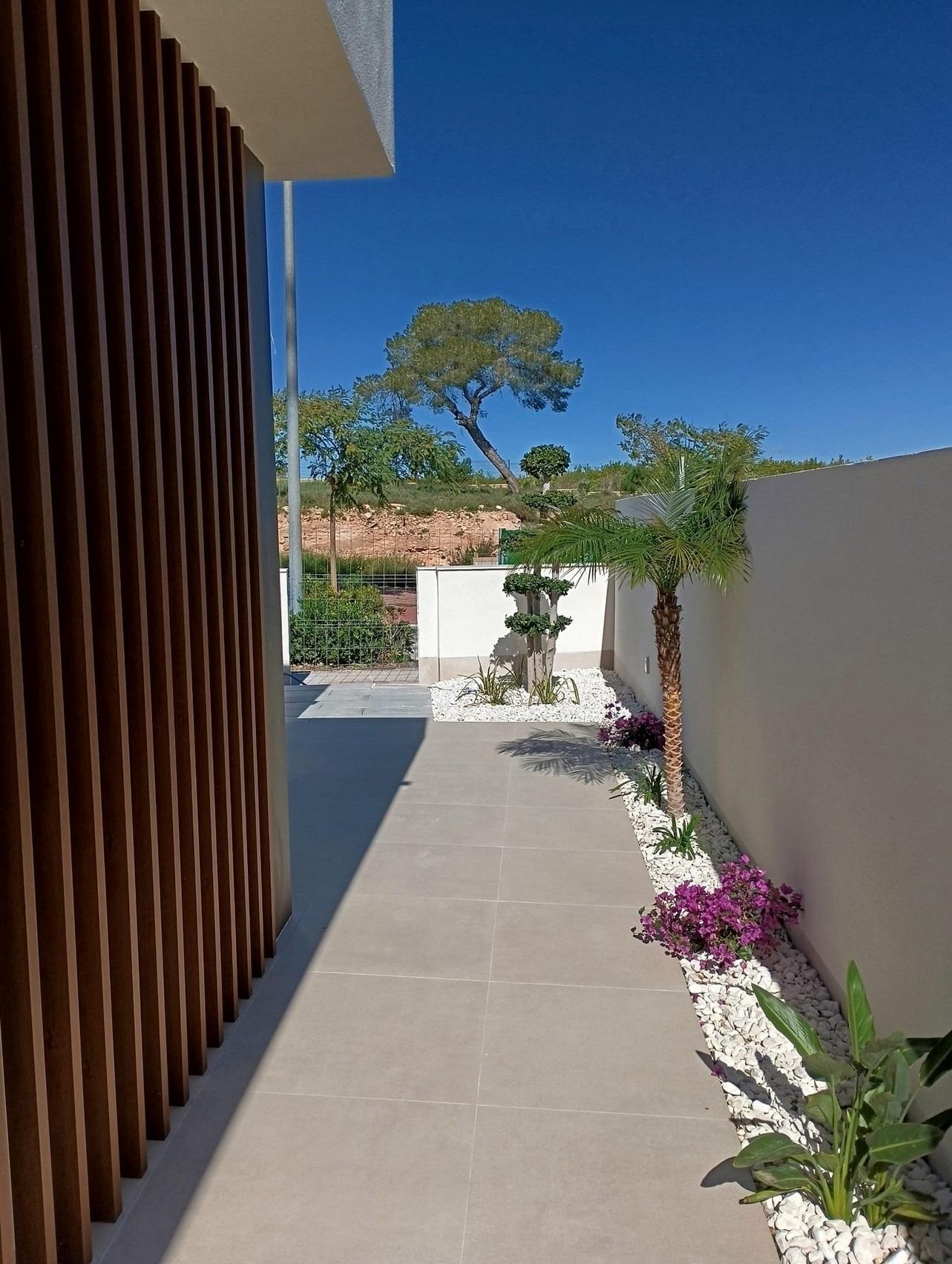 New build villas in pilar de la horadada on the golf course