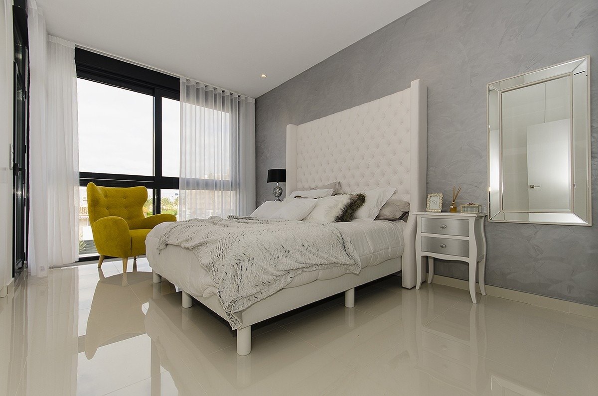 New build villa in playa honda