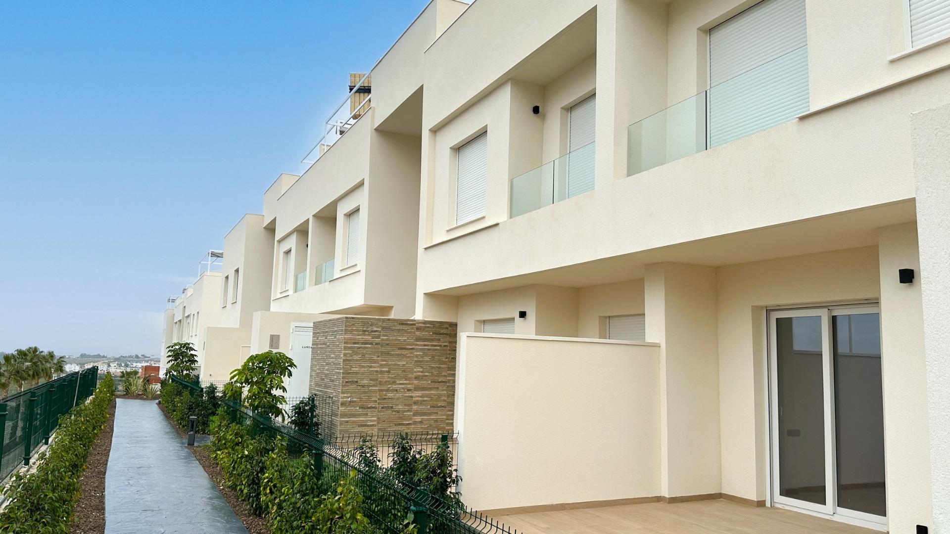 New bungalows in la finca golf, algorfa - luxury and nature at the costa blanca