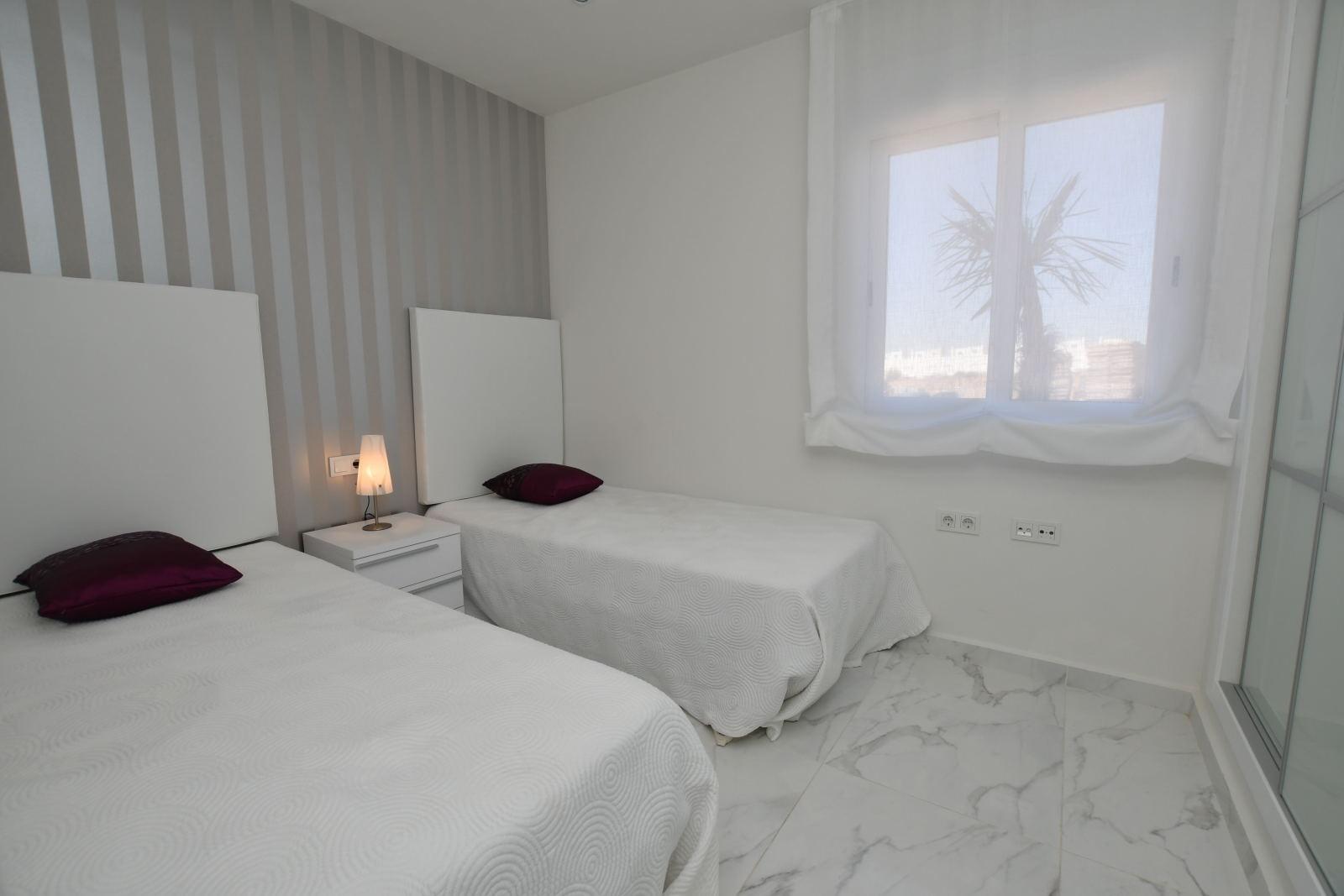 New build bungalows in san miguel de salinas – nature, golf and comfort