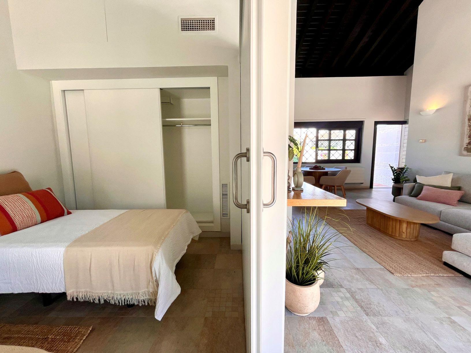 Elegant one-level townhouses with private pool in peraleja golf resort – costa cálida