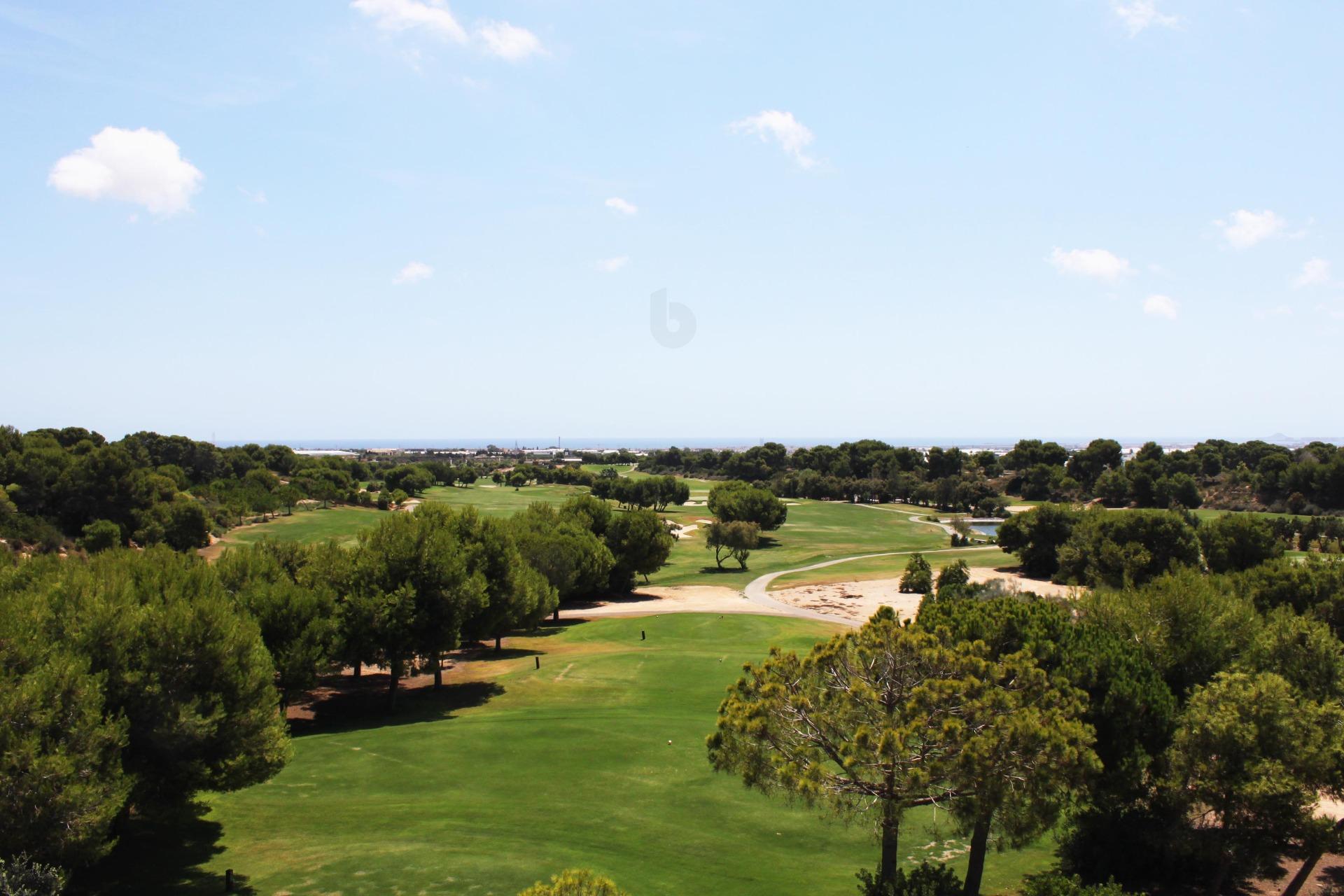 New build residential complex in pilar de la horadada on the golf course