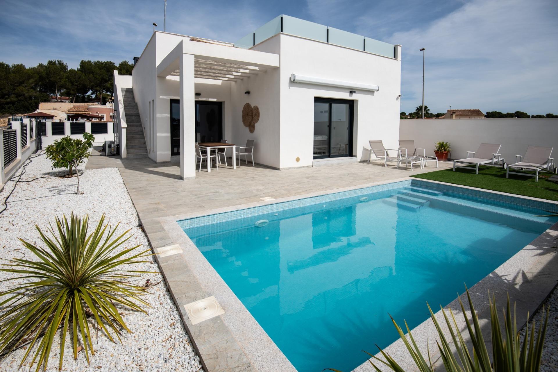 New build villas in pinar de campoverde