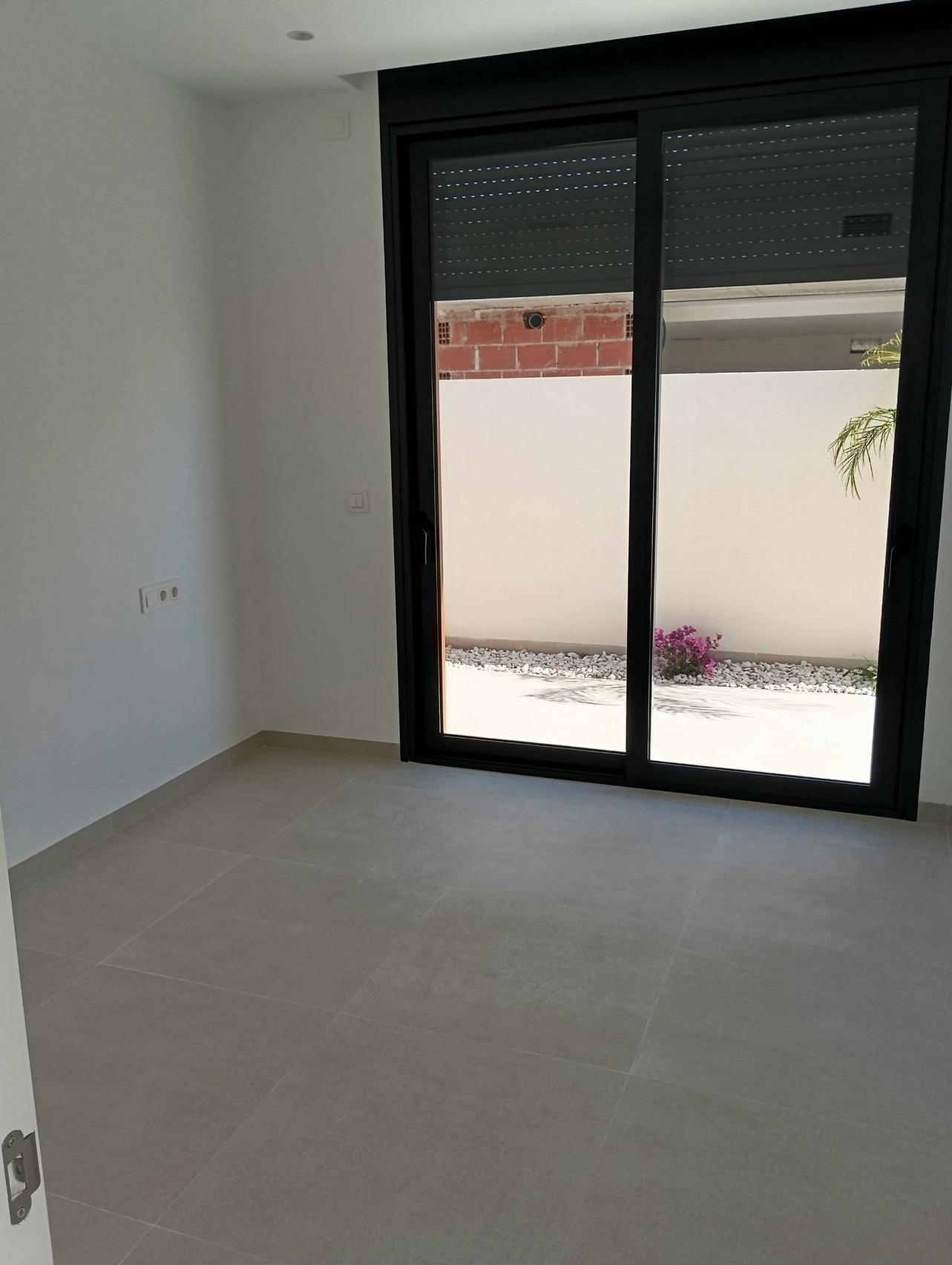New build villas in pilar de la horadada on the golf course